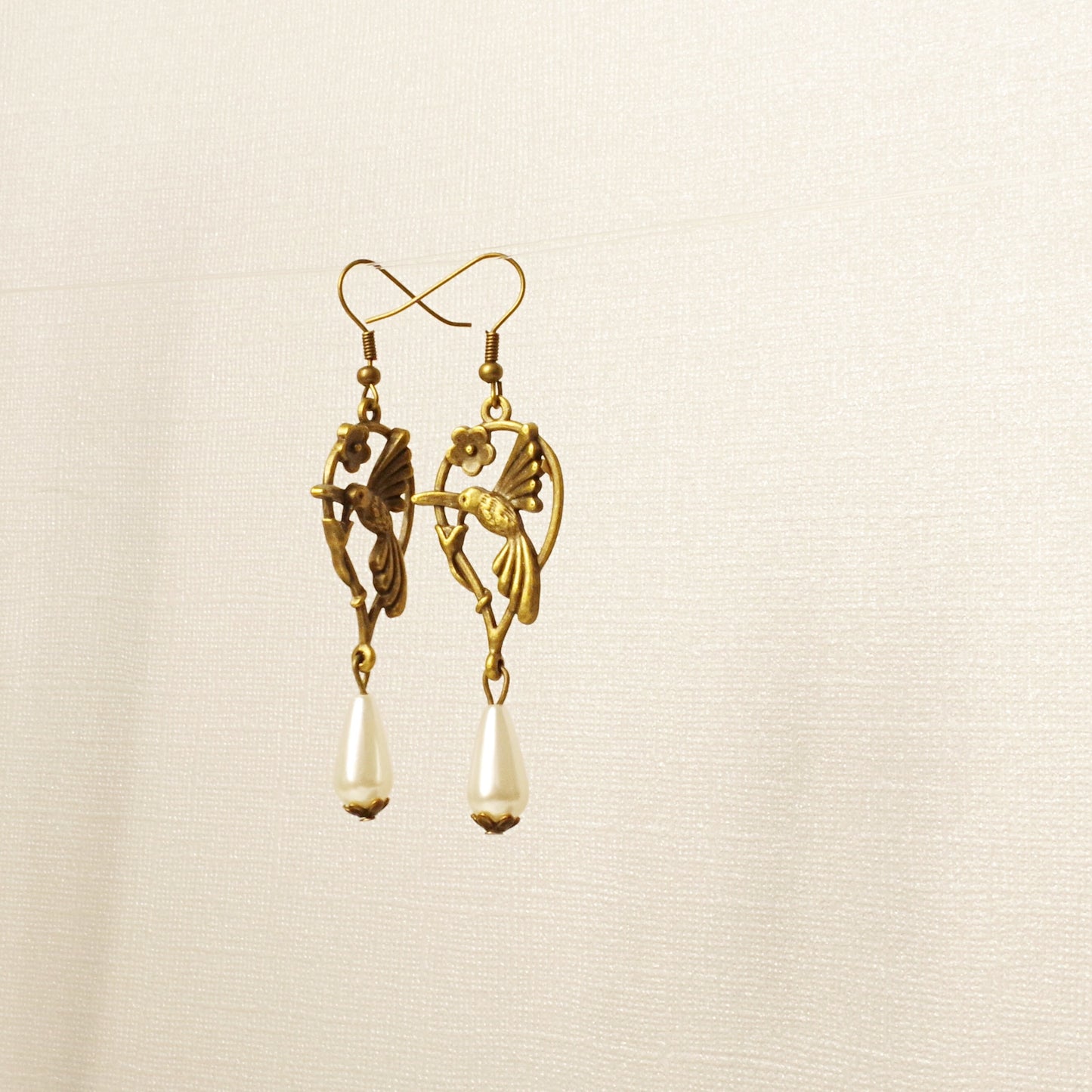 Hummingbird Earrings , Bronze Birds jewelry , Anima Long earrings , Christmas gift for women , Bird lover gift for her Pearl earrings