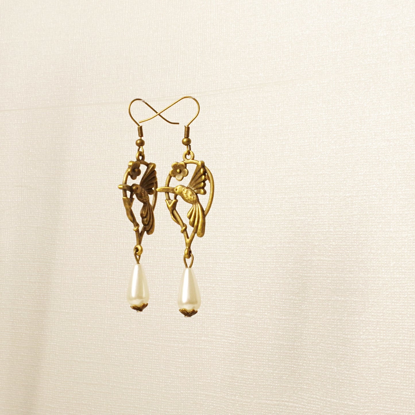 Hummingbird Earrings , Bronze Birds jewelry , Anima Long earrings , Christmas gift for women , Bird lover gift for her Pearl earrings