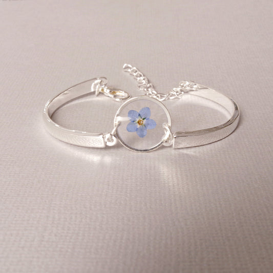 Blue Forget me not bracelet  Pressed flower jewelry  Real flower bracelet Bridesmaid Gift  Remembrance Gift  Natural Botanical