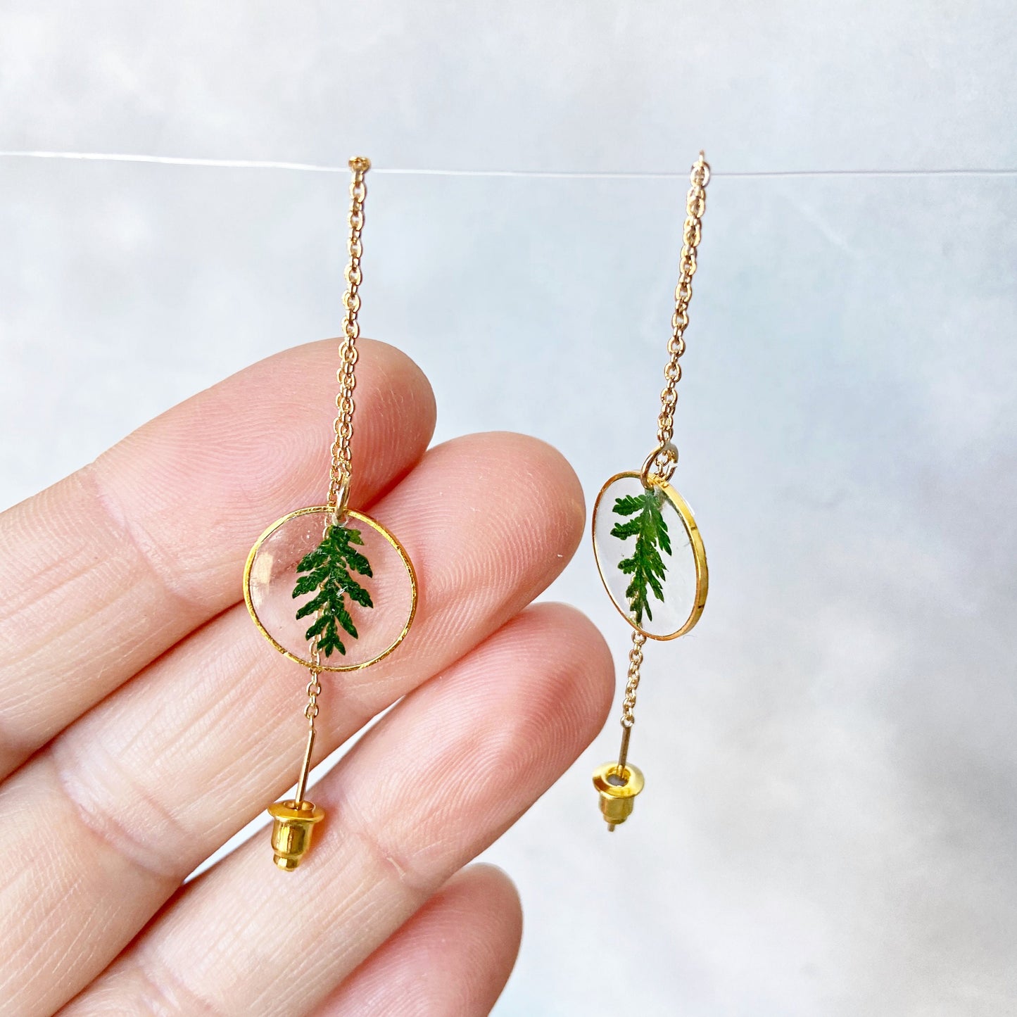 Green leaf in resin threader earrings Tiny circle suspended chain long dangle earrings Dainty chain jewelry Mother's day gift for mom