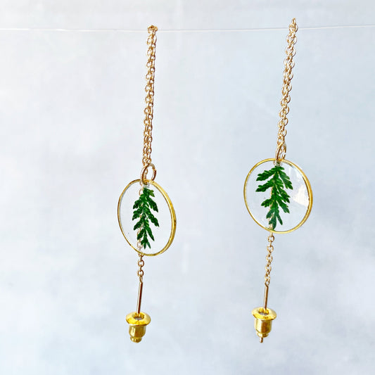 Green leaf in resin threader earrings Tiny circle suspended chain long dangle earrings Dainty chain jewelry Mother's day gift for mom