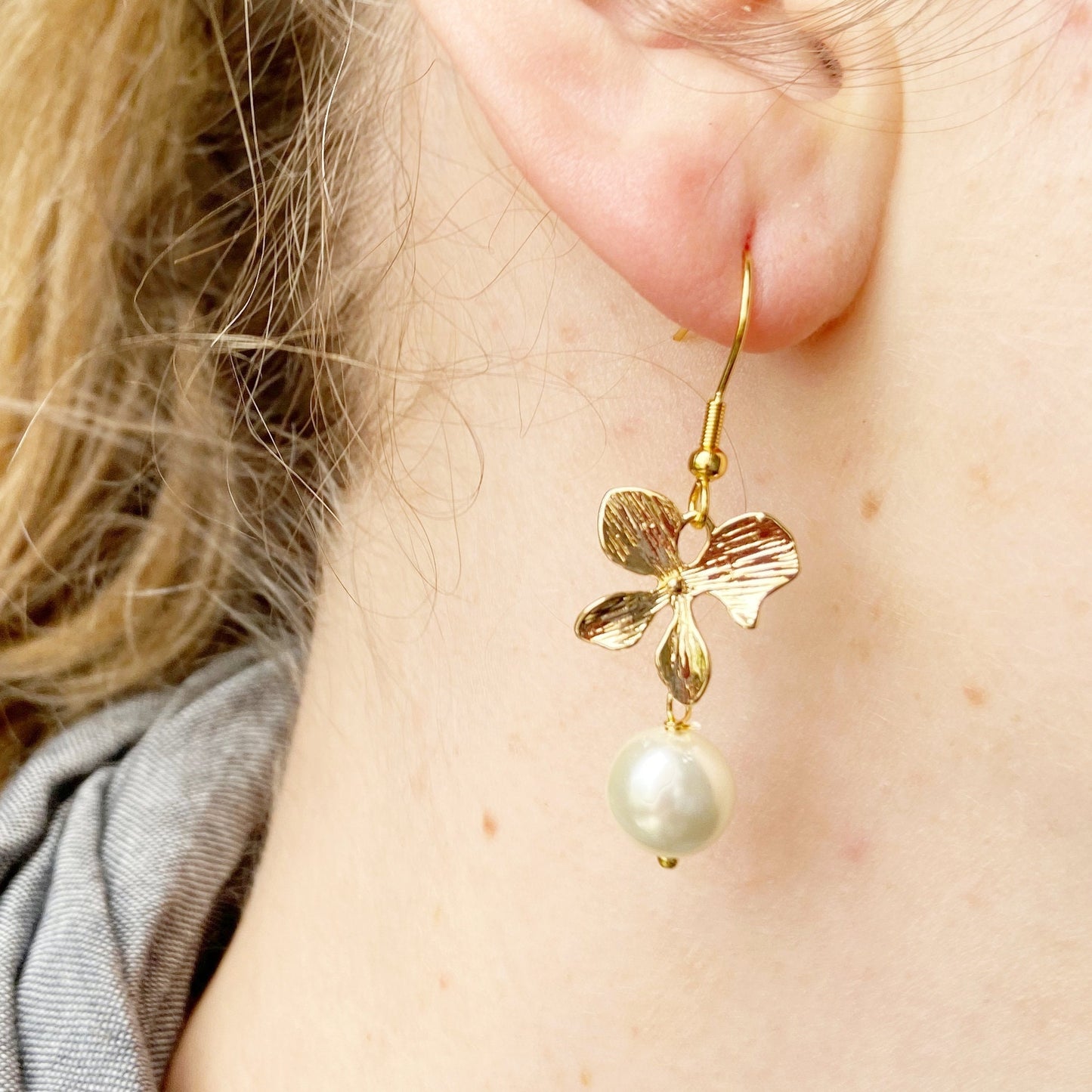 Orchids gold with Pearl Bracelet and Earrings for Bridesmaid Wedding Jewelry Set For Brides. Mother's gift for her