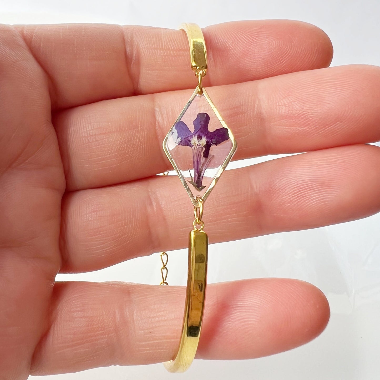 Gold bracelet with lobelia purple in resin Terrarium real flower jewelry Mothers day gift for mom Botanical adjustable bracelet for women